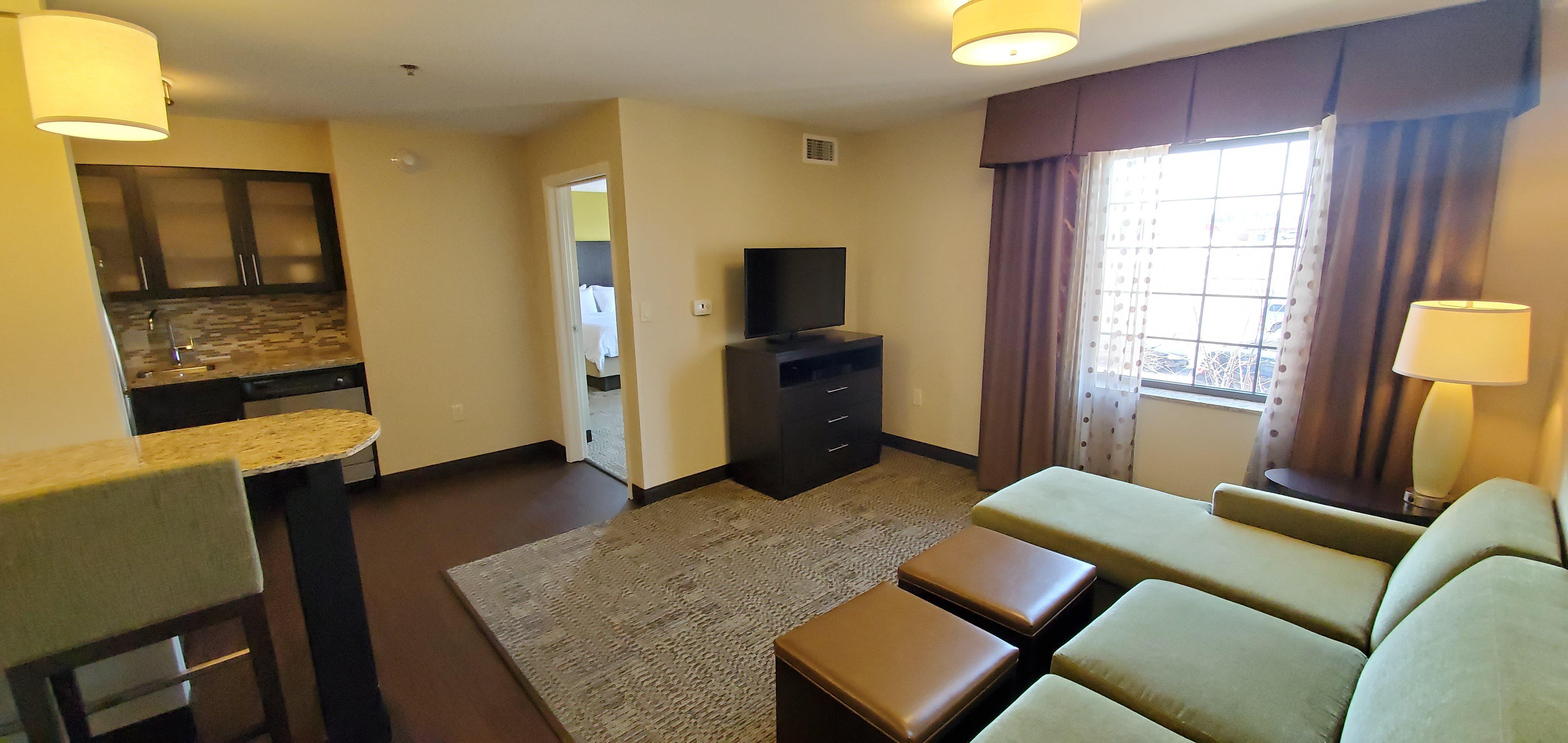 Staybridge Suites Eau Claire - Altoona By Ihg Экстерьер фото