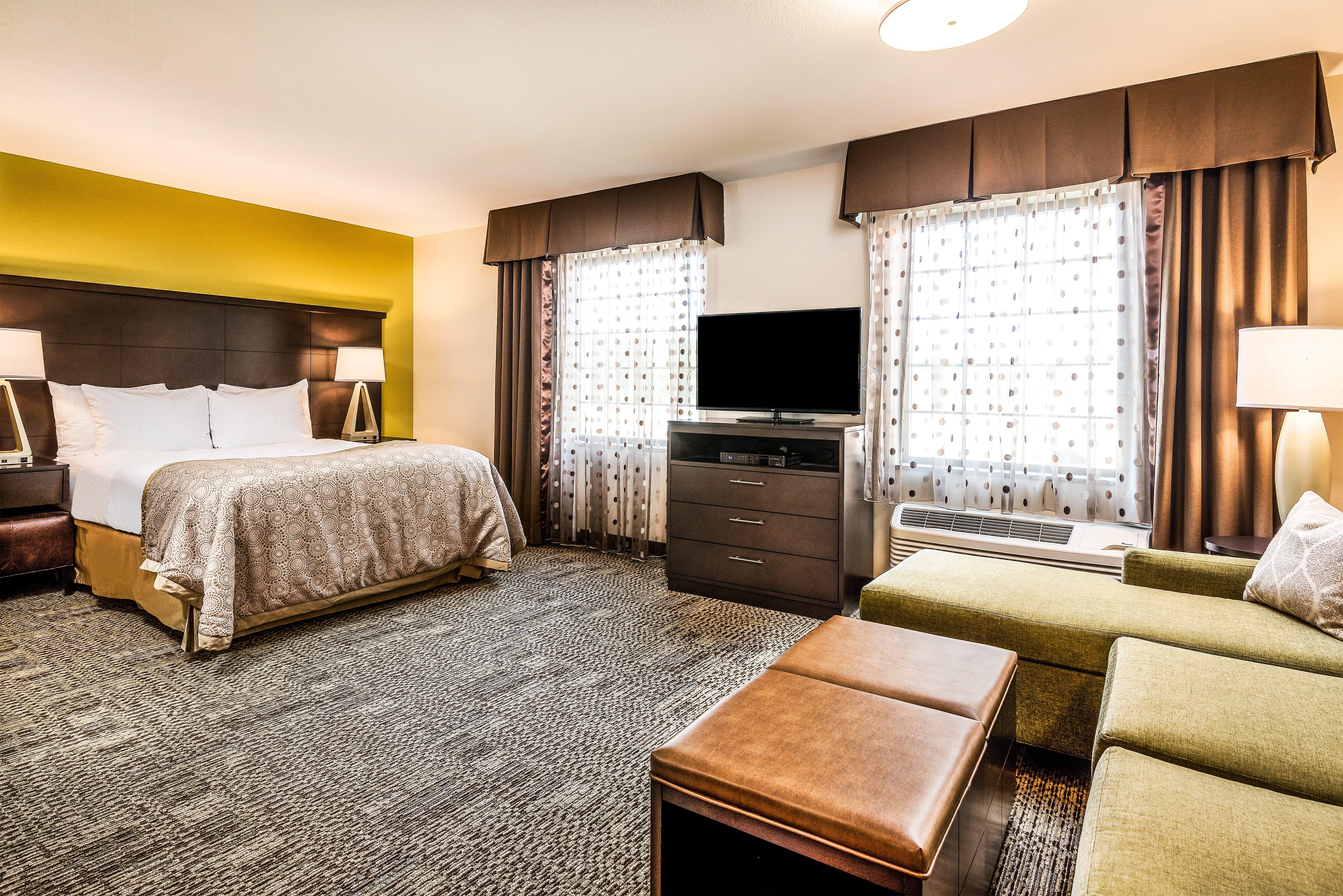 Staybridge Suites Eau Claire - Altoona By Ihg Экстерьер фото