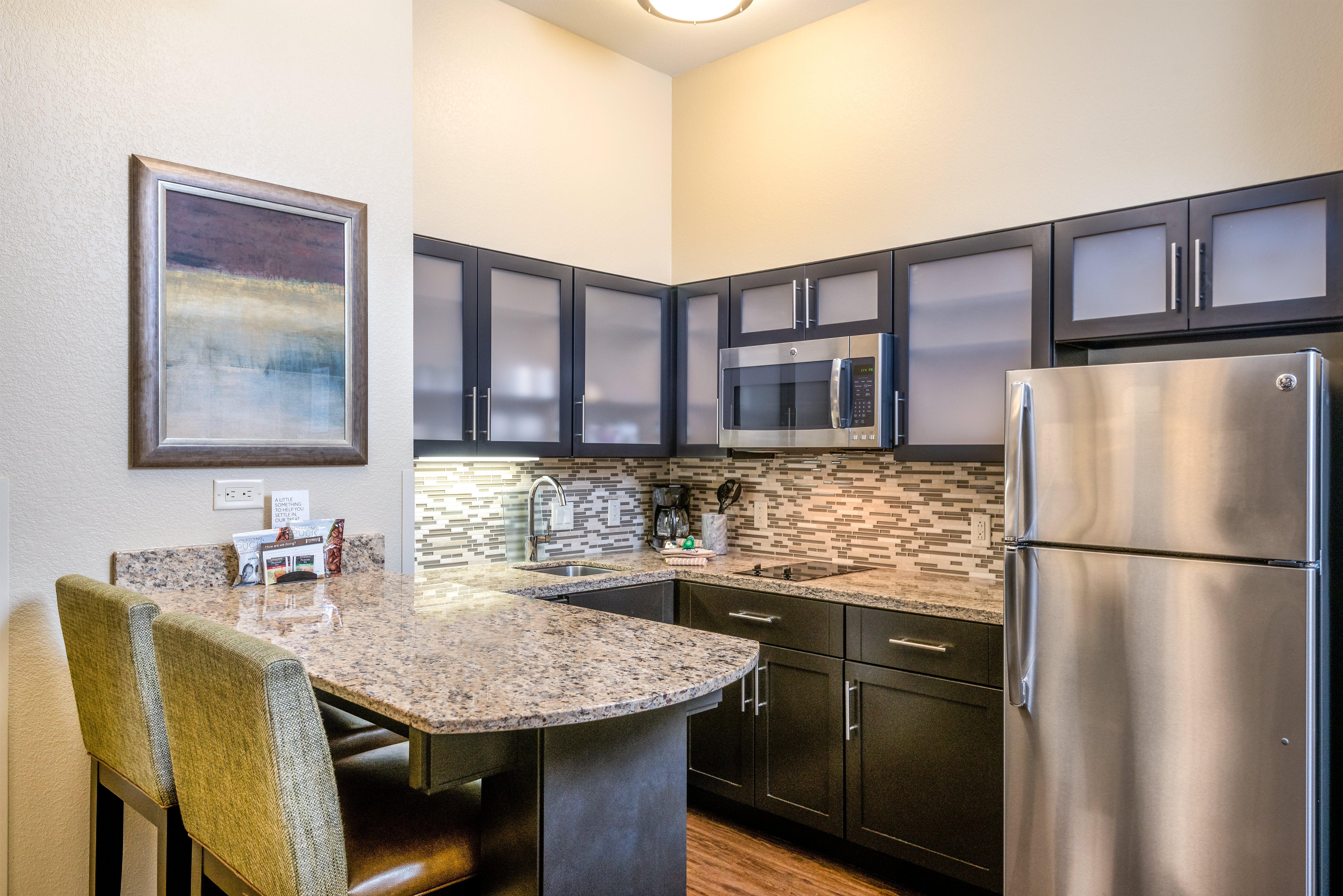 Staybridge Suites Eau Claire - Altoona By Ihg Экстерьер фото