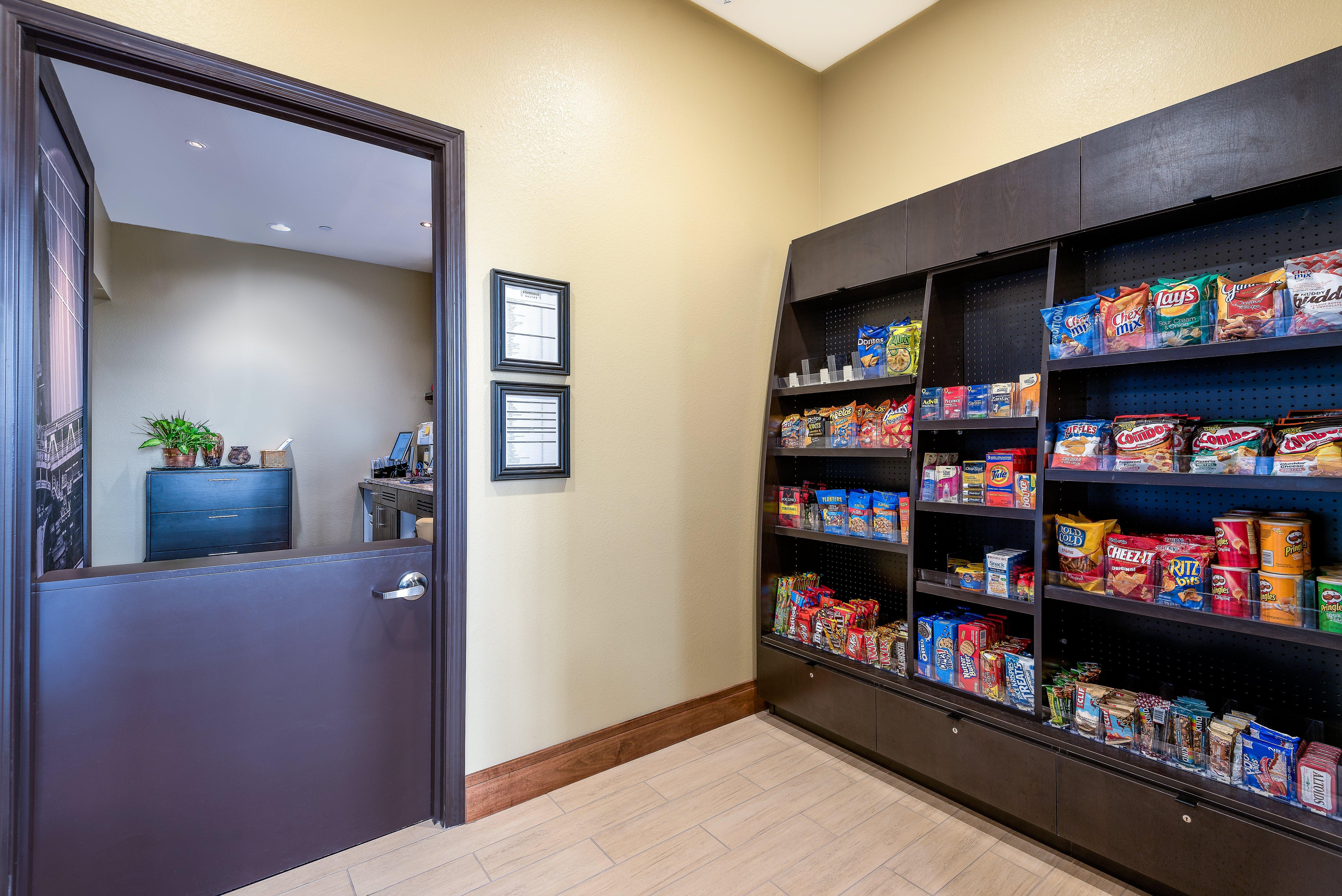 Staybridge Suites Eau Claire - Altoona By Ihg Экстерьер фото