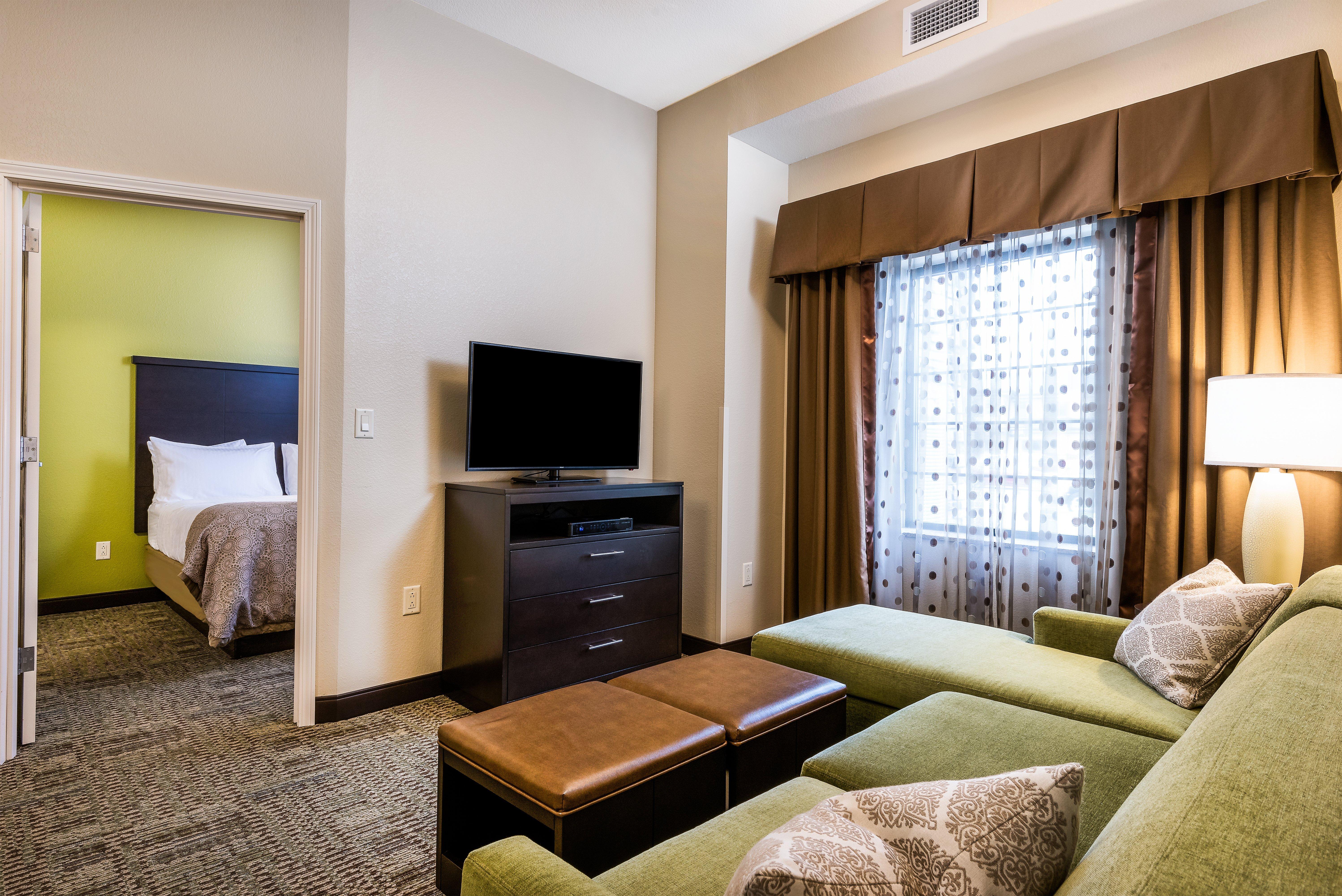 Staybridge Suites Eau Claire - Altoona By Ihg Экстерьер фото