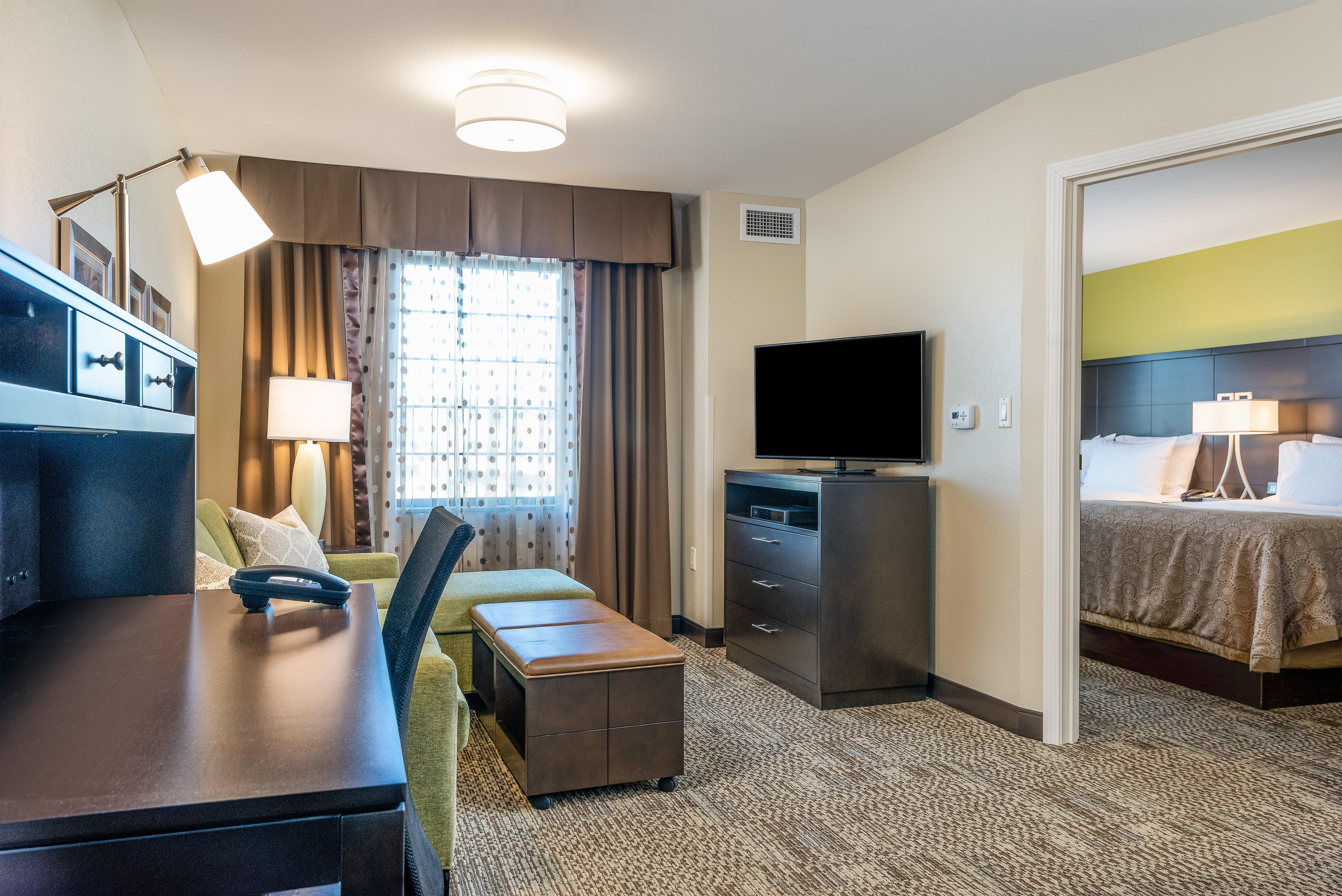 Staybridge Suites Eau Claire - Altoona By Ihg Экстерьер фото