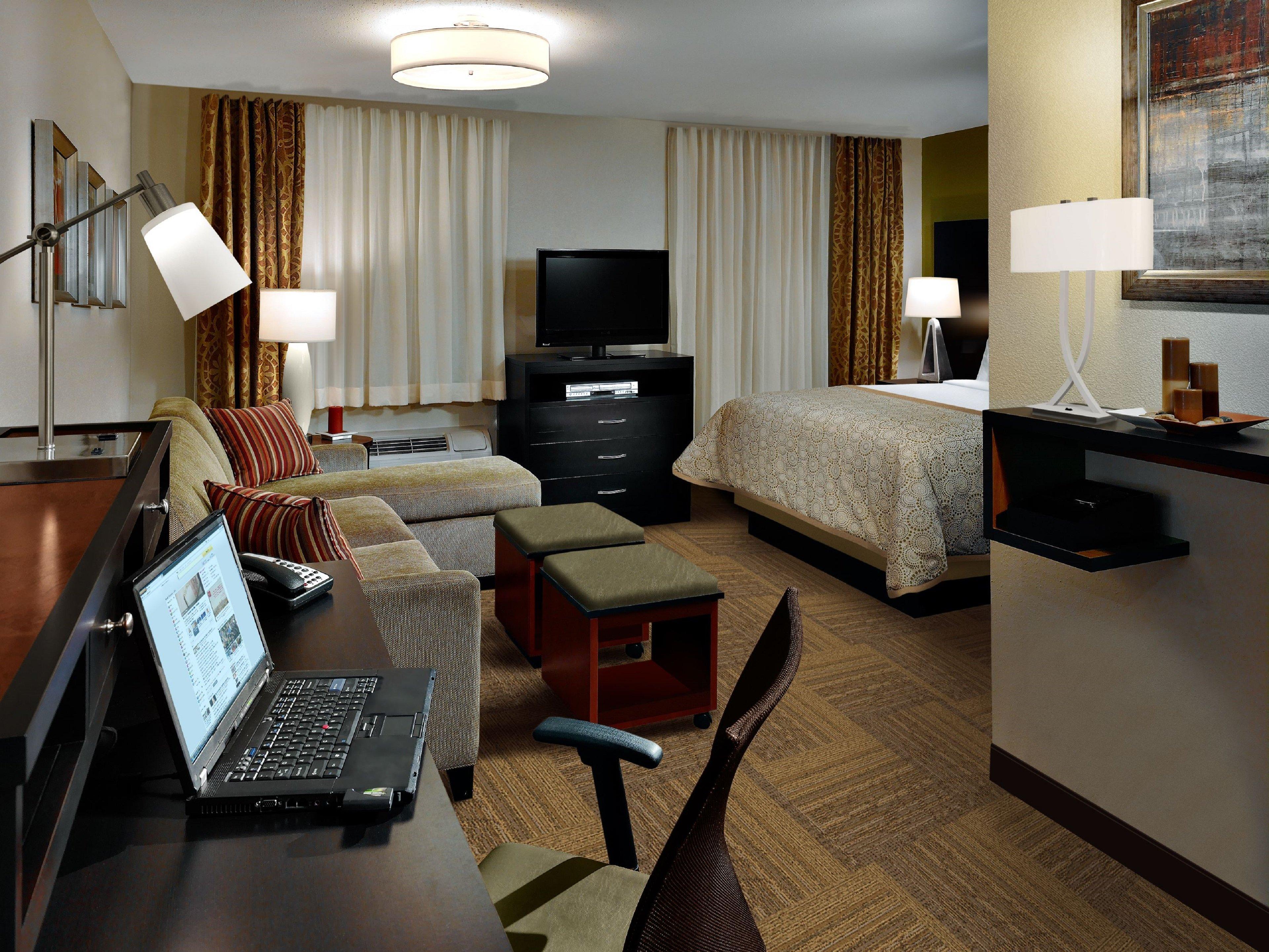 Staybridge Suites Eau Claire - Altoona By Ihg Экстерьер фото