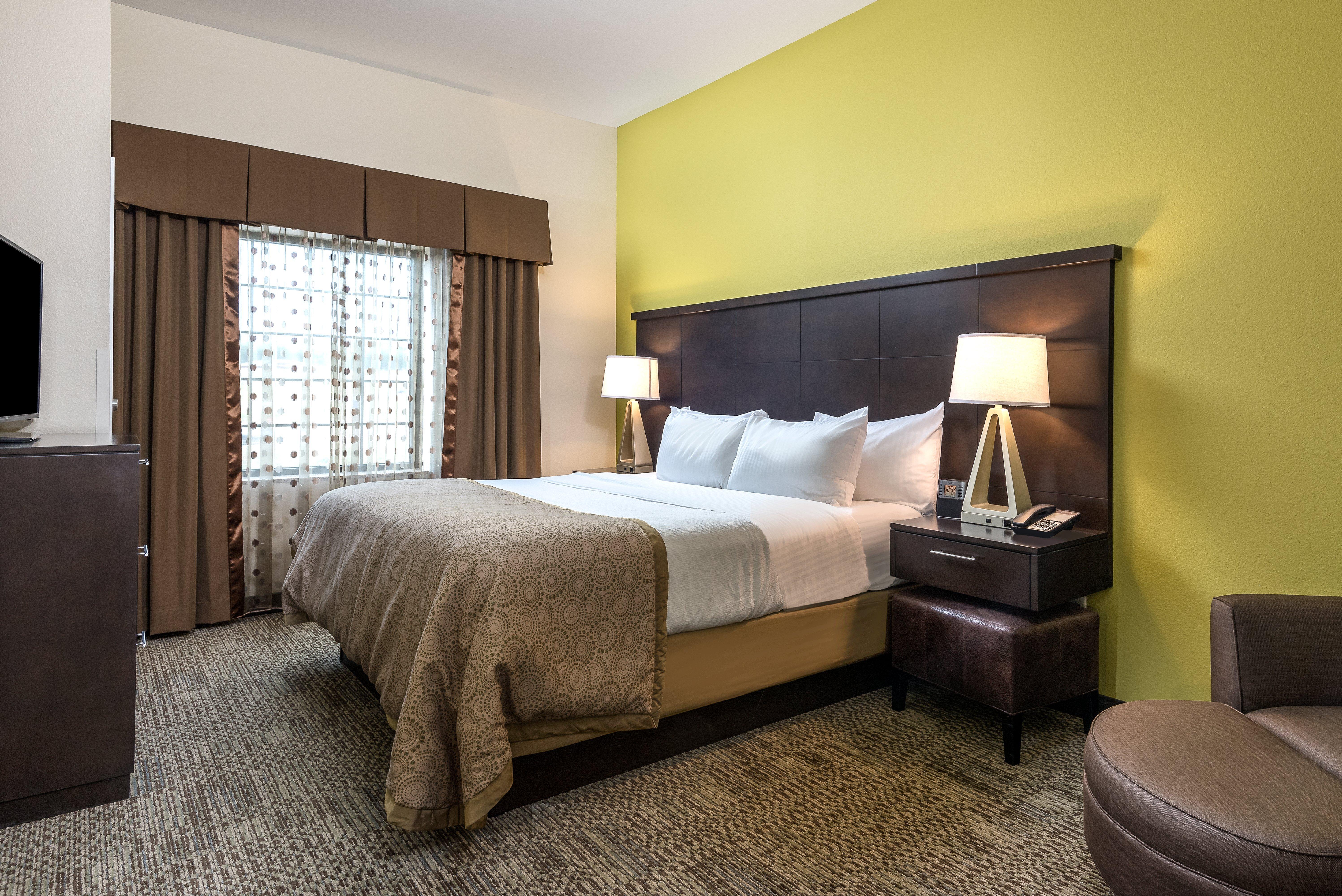 Staybridge Suites Eau Claire - Altoona By Ihg Экстерьер фото